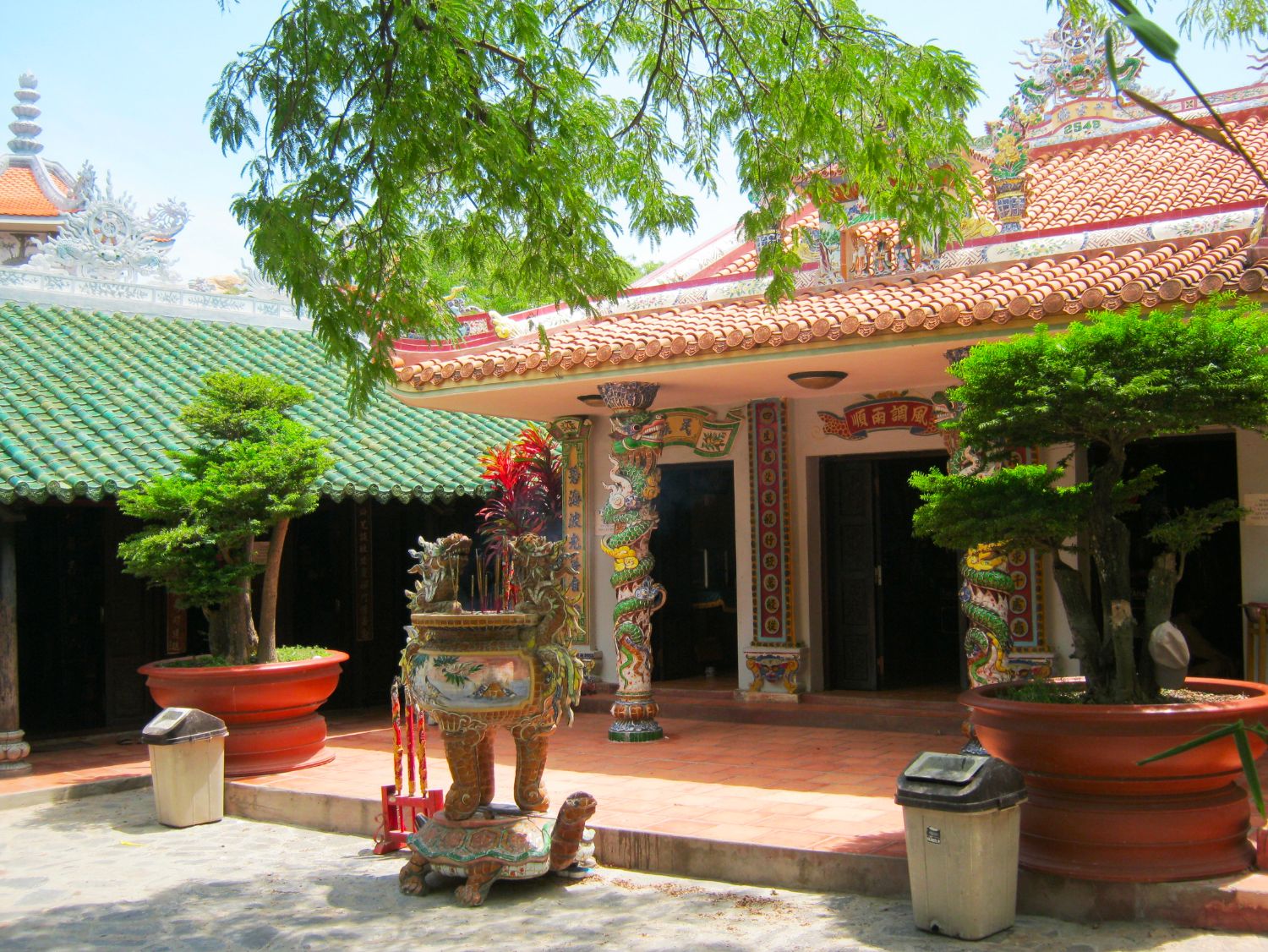 Hành Trình Tâm Linh: Thăm Những Điểm Đến Tôn Giáo Nổi Tiếng Bình Thuận | Tourleva