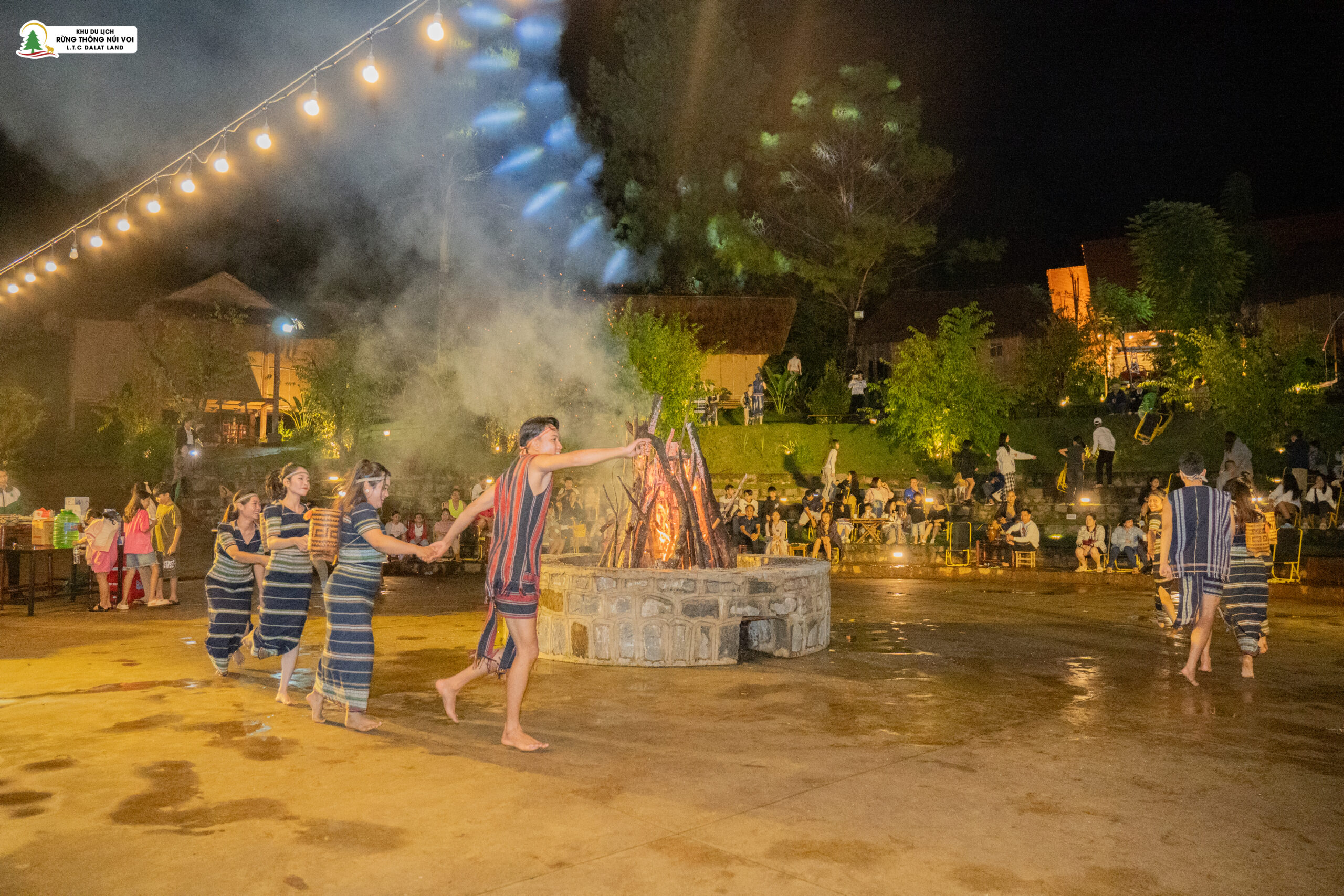 COMBO DU LỊCH TEAM BUILDING 3N2Đ - Thưởng Nóng Ngày Hè | Tourleva
